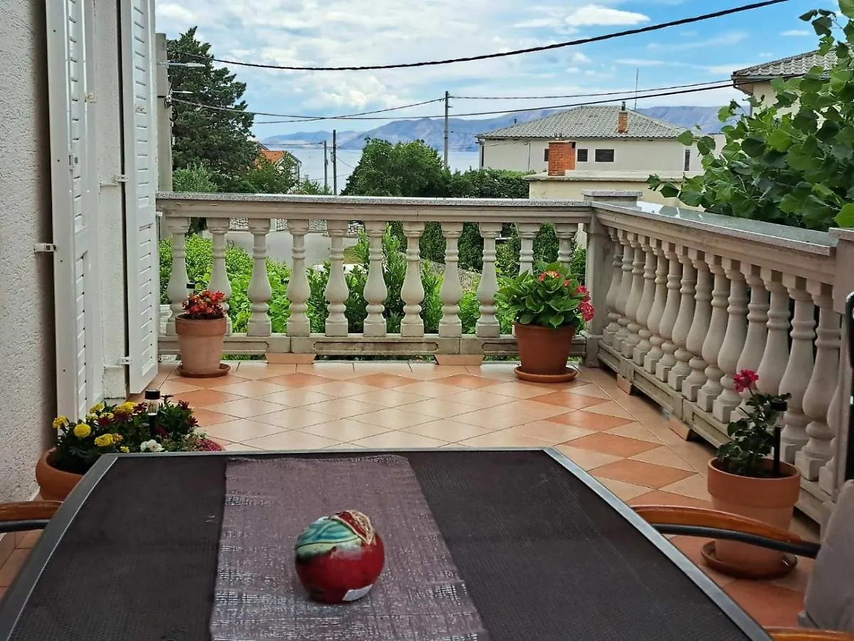 Apartment Nina Novi Vinodolski