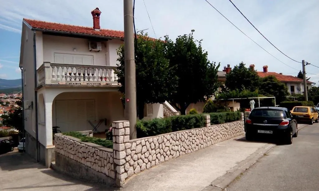 Apartment Nina Novi Vinodolski